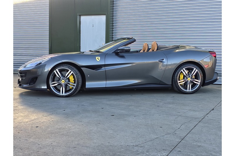 Ferrari Portofino T V8 - U527