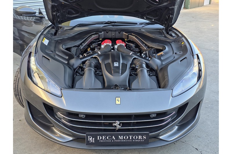 Ferrari Portofino T V8 - U527