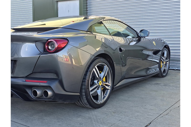 Ferrari Portofino T V8 - U527