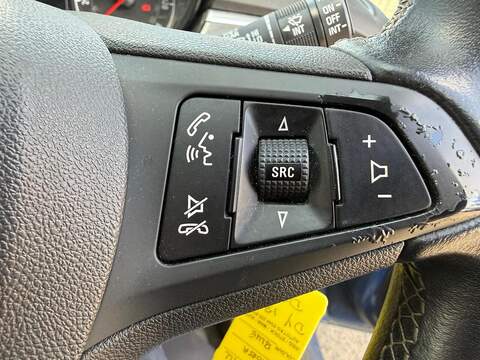Vauxhall Corsa 1.4i ecoTEC Design Euro 6 5dr - U125482