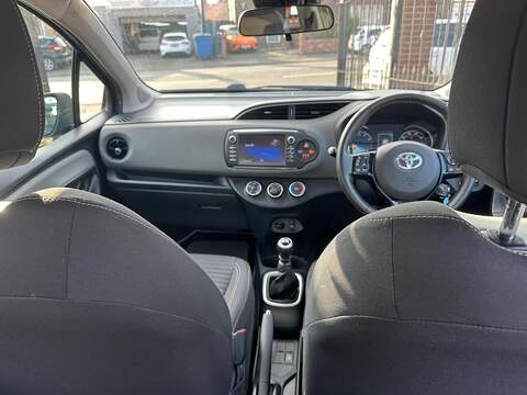 Toyota Yaris 1.5 VVT-i Icon Euro 6 5dr - U125485