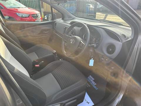Toyota Yaris 1.5 VVT-i Icon Euro 6 5dr - U125485