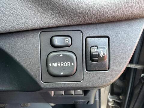 Toyota Yaris 1.5 VVT-i Icon Euro 6 5dr - U125485