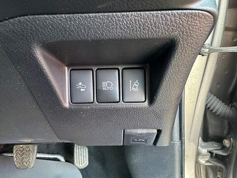 Toyota Yaris 1.5 VVT-i Icon Euro 6 5dr - U125485