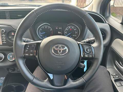 Toyota Yaris 1.5 VVT-i Icon Euro 6 5dr - U125485