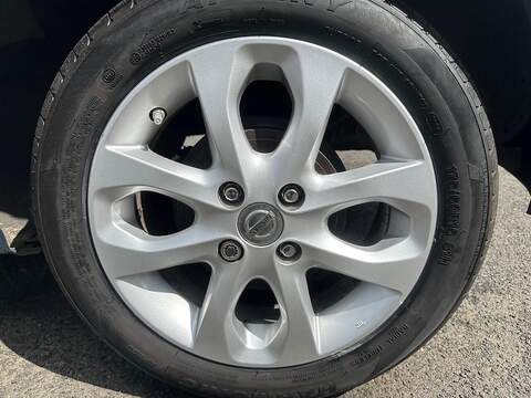 Nissan Micra 1.2 Acenta Hatchback 5dr Petrol Manual Euro 5 (80 ps) - U125507