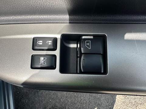 Nissan Micra 1.2 Acenta Hatchback 5dr Petrol Manual Euro 5 (80 ps) - U125507