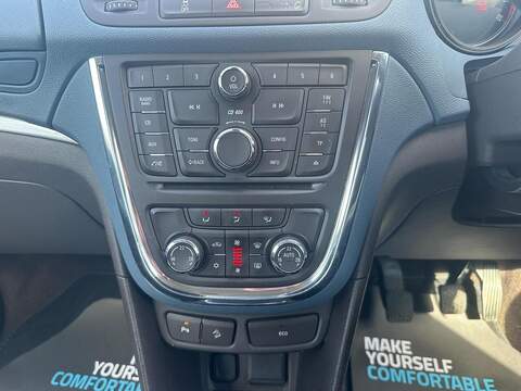 Vauxhall Mokka 1.6 Exclusiv SUV 5dr Petrol Manual 2WD Euro 5 (s/s) (115 ps) - U125509