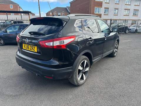Nissan Qashqai 1.5 dCi N-Connecta 2WD Euro 6 (s/s) 5dr - U125513