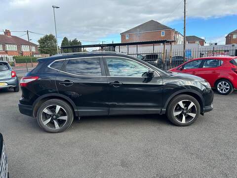 Nissan Qashqai 1.5 dCi N-Connecta 2WD Euro 6 (s/s) 5dr - U125513