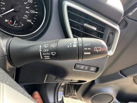 Nissan Qashqai 1.5 dCi N-Connecta 2WD Euro 6 (s/s) 5dr - U125513