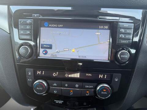Nissan Qashqai 1.5 dCi N-Connecta Euro 6 (s/s) 5dr - U125514