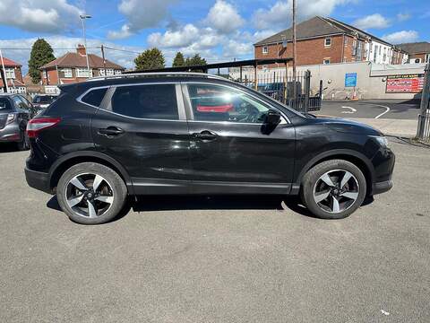 Nissan Qashqai 1.2 DIG-T n-tec+ 2WD Euro 6 (s/s) 5dr - U125515