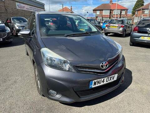 Toyota Yaris 1.33 Dual VVT-i Icon Plus Euro 5 5dr - U125517