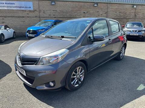 Toyota Yaris 1.33 Dual VVT-i Icon Plus Euro 5 5dr - U125517