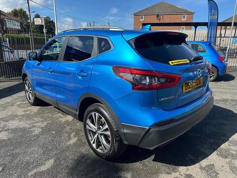 Nissan Qashqai 1.5 dCi N-Connecta Euro 6 (s/s) 5dr - U125520