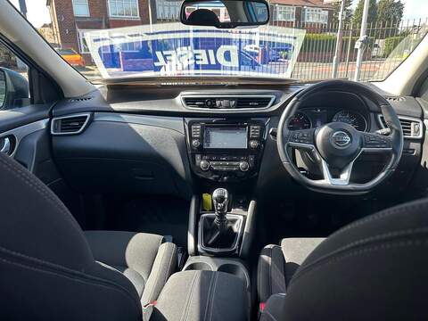 Nissan Qashqai 1.5 dCi N-Connecta Euro 6 (s/s) 5dr - U125520