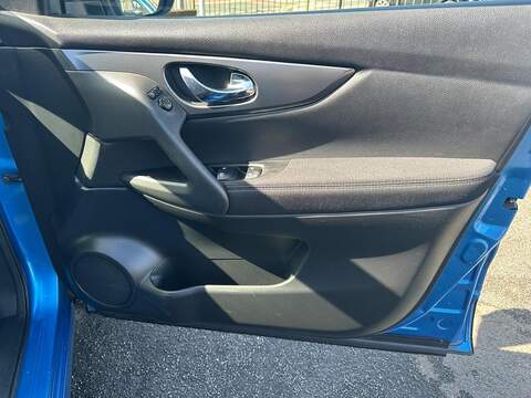 Nissan Qashqai 1.5 dCi N-Connecta Euro 6 (s/s) 5dr - U125520