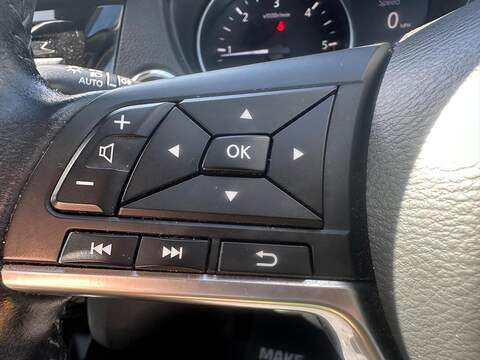 Nissan Qashqai 1.5 dCi N-Connecta Euro 6 (s/s) 5dr - U125520