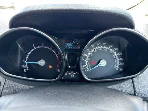 Ford EcoSport 1.0T EcoBoost Titanium SUV 5dr Petrol Manual 2WD Euro 6 (s/s) (125 ps) - U125522