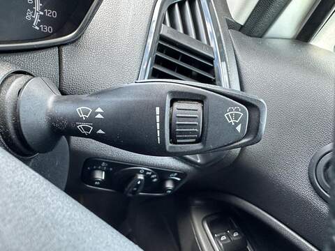 Ford EcoSport 1.0T EcoBoost Titanium SUV 5dr Petrol Manual 2WD Euro 6 (s/s) (125 ps) - U125522