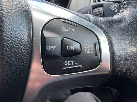 Ford EcoSport 1.0T EcoBoost Titanium SUV 5dr Petrol Manual 2WD Euro 6 (s/s) (125 ps) - U125522