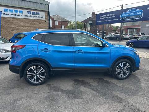 Nissan Qashqai 1.5 dCi N-Connecta Euro 6 (s/s) 5dr - U125532