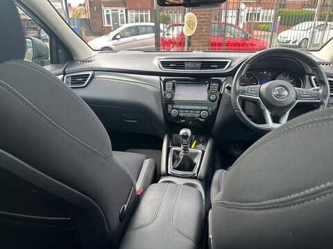 Nissan Qashqai 1.5 dCi N-Connecta Euro 6 (s/s) 5dr - U125532