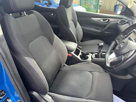 Nissan Qashqai 1.5 dCi N-Connecta Euro 6 (s/s) 5dr - U125532