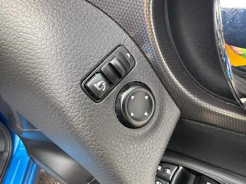 Nissan Qashqai 1.5 dCi N-Connecta Euro 6 (s/s) 5dr - U125532