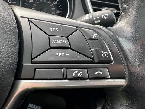 Nissan Qashqai 1.5 dCi N-Connecta Euro 6 (s/s) 5dr - U125532
