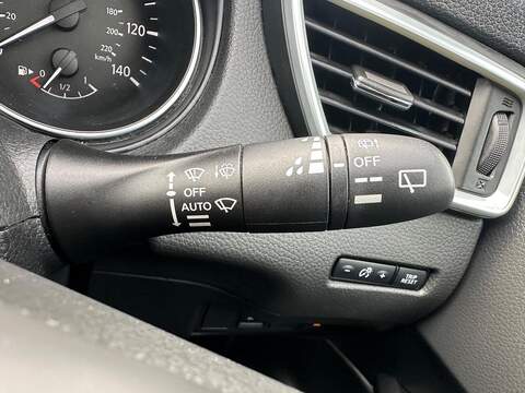 Nissan Qashqai 1.5 dCi N-Connecta Euro 6 (s/s) 5dr - U125532