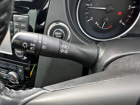 Nissan Qashqai 1.5 dCi N-Connecta Euro 6 (s/s) 5dr - U125532
