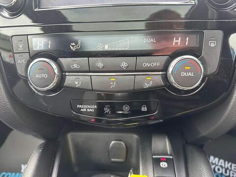 Nissan Qashqai 1.5 dCi N-Connecta Euro 6 (s/s) 5dr - U125532