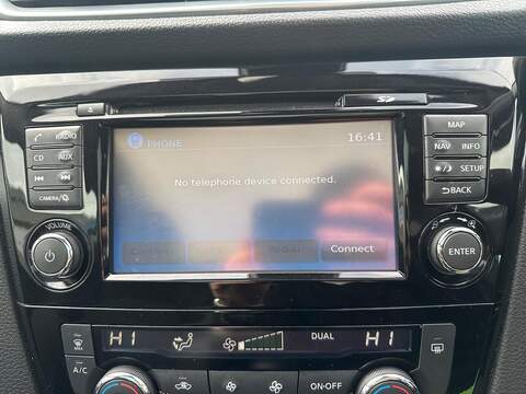 Nissan Qashqai 1.5 dCi N-Connecta Euro 6 (s/s) 5dr - U125532