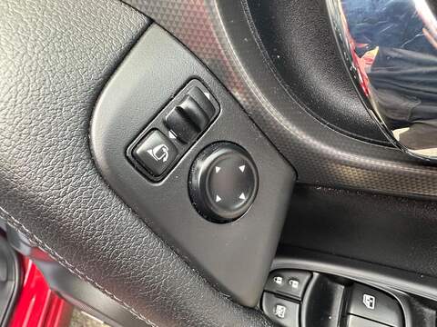 Nissan Qashqai 1.2 DIG-T Tekna Euro 6 (s/s) 5dr - U125533