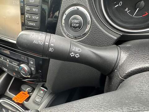 Nissan Qashqai 1.2 DIG-T Tekna Euro 6 (s/s) 5dr - U125533