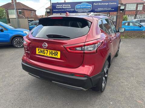 Nissan Qashqai 1.2 DIG-T Tekna Euro 6 (s/s) 5dr - U125533