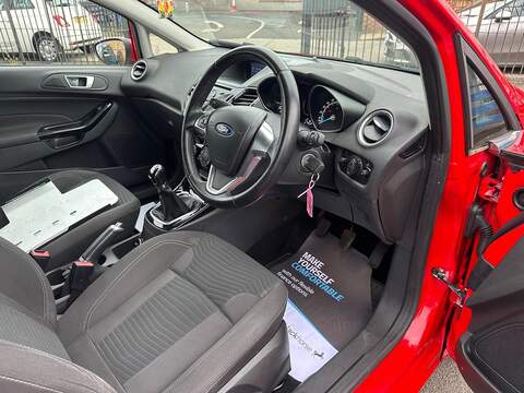 Ford Fiesta 1.25 Zetec Euro 6 3dr - U125544