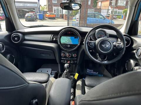 MINI Hatch 1.5 Cooper Euro 6 (s/s) 5dr - U125547