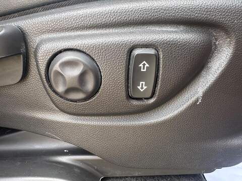 Vauxhall Mokka X 1.4i Turbo ecoTEC Griffin SUV 5dr Petrol Manual Euro 6 (s/s) (140 ps) - U125558