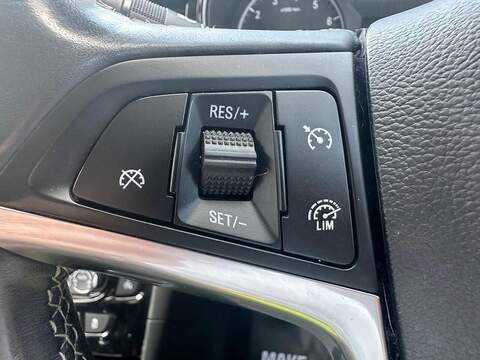 Vauxhall Mokka X 1.4i Turbo ecoTEC Griffin SUV 5dr Petrol Manual Euro 6 (s/s) (140 ps) - U125558