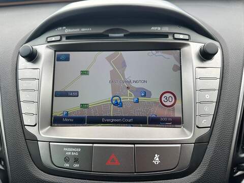 Hyundai ix35 2.0 CRDi Premium SUV 5dr Diesel Manual 4WD Euro 5 (134 bhp) - U125561