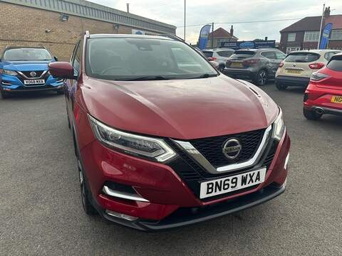 Nissan Qashqai 1.3 DIG-T Tekna Euro 6 (s/s) 5dr - U125564