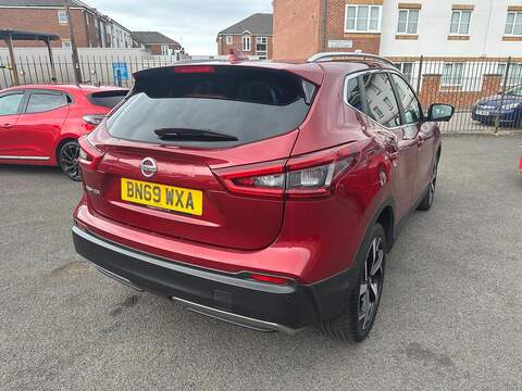 Nissan Qashqai 1.3 DIG-T Tekna Euro 6 (s/s) 5dr - U125564