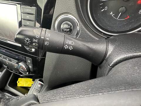 Nissan Qashqai 1.3 DIG-T Tekna Euro 6 (s/s) 5dr - U125564