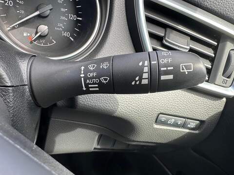 Nissan Qashqai 1.7 dCi Tekna Euro 6 (s/s) 5dr - U125566