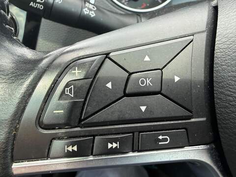 Nissan Qashqai 1.3 DIG-T Tekna Euro 6 (s/s) 5dr - U125577