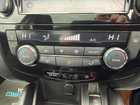 Nissan Qashqai 1.5 dCi N-Connecta Euro 6 (s/s) 5dr - U125578