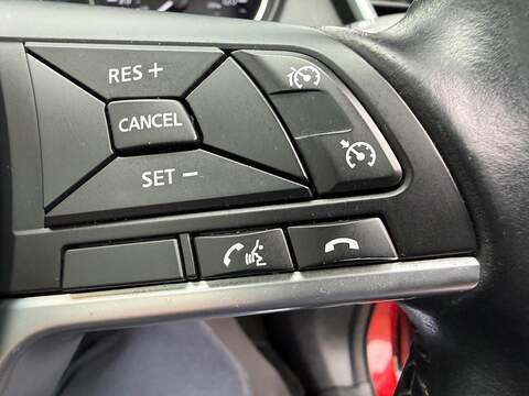 Nissan Qashqai 1.5 dCi N-Connecta Euro 6 (s/s) 5dr - U125578
